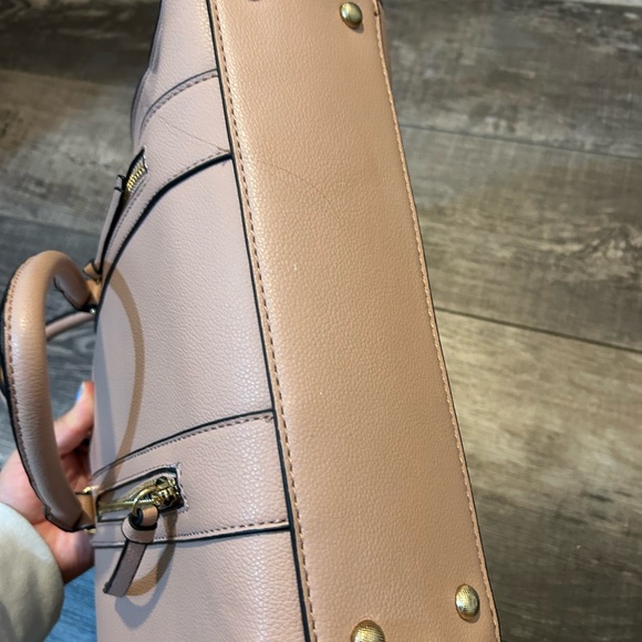 Elegant Tan Women's Handbag - Picture 6 of 7